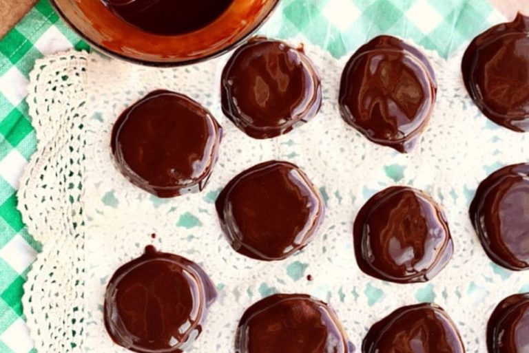 chickpea flour thin mint cookies source lauren goslin