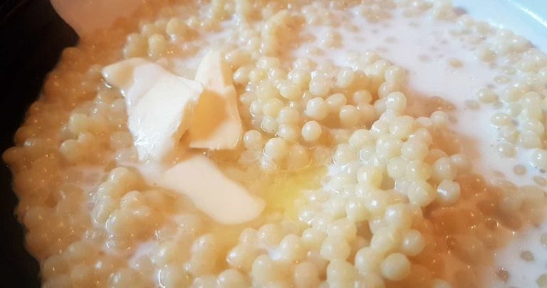Couscous with milk and butter (Purim Berkoukes)