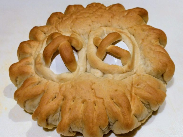 Boyosa Boyoza Boyoja Purim Bread