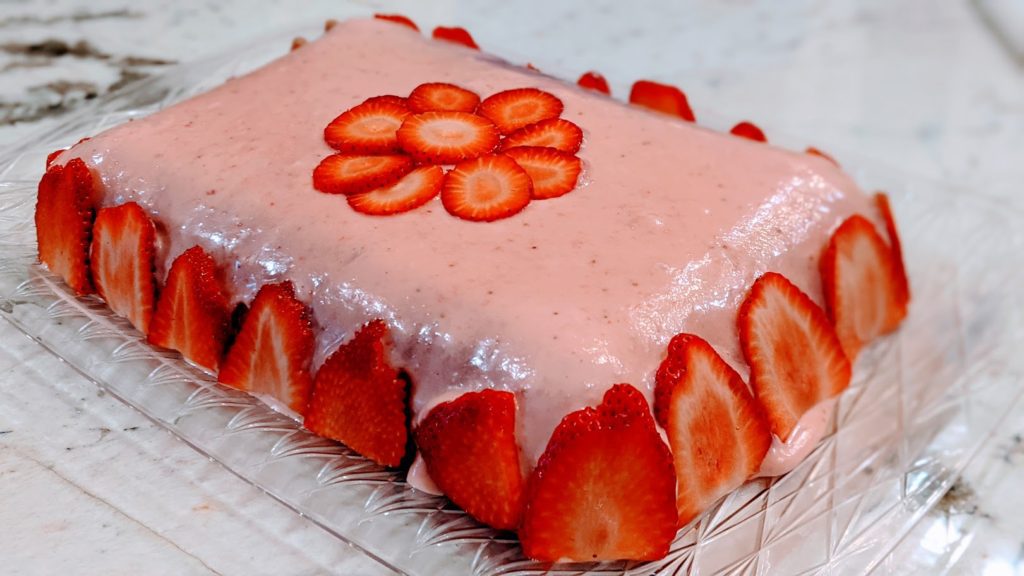 the best strawberry cake