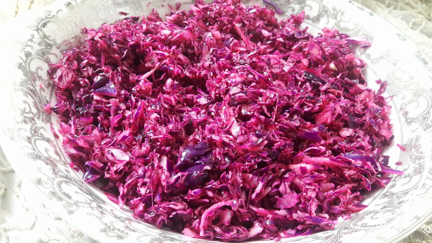 israeli red cabbage salad